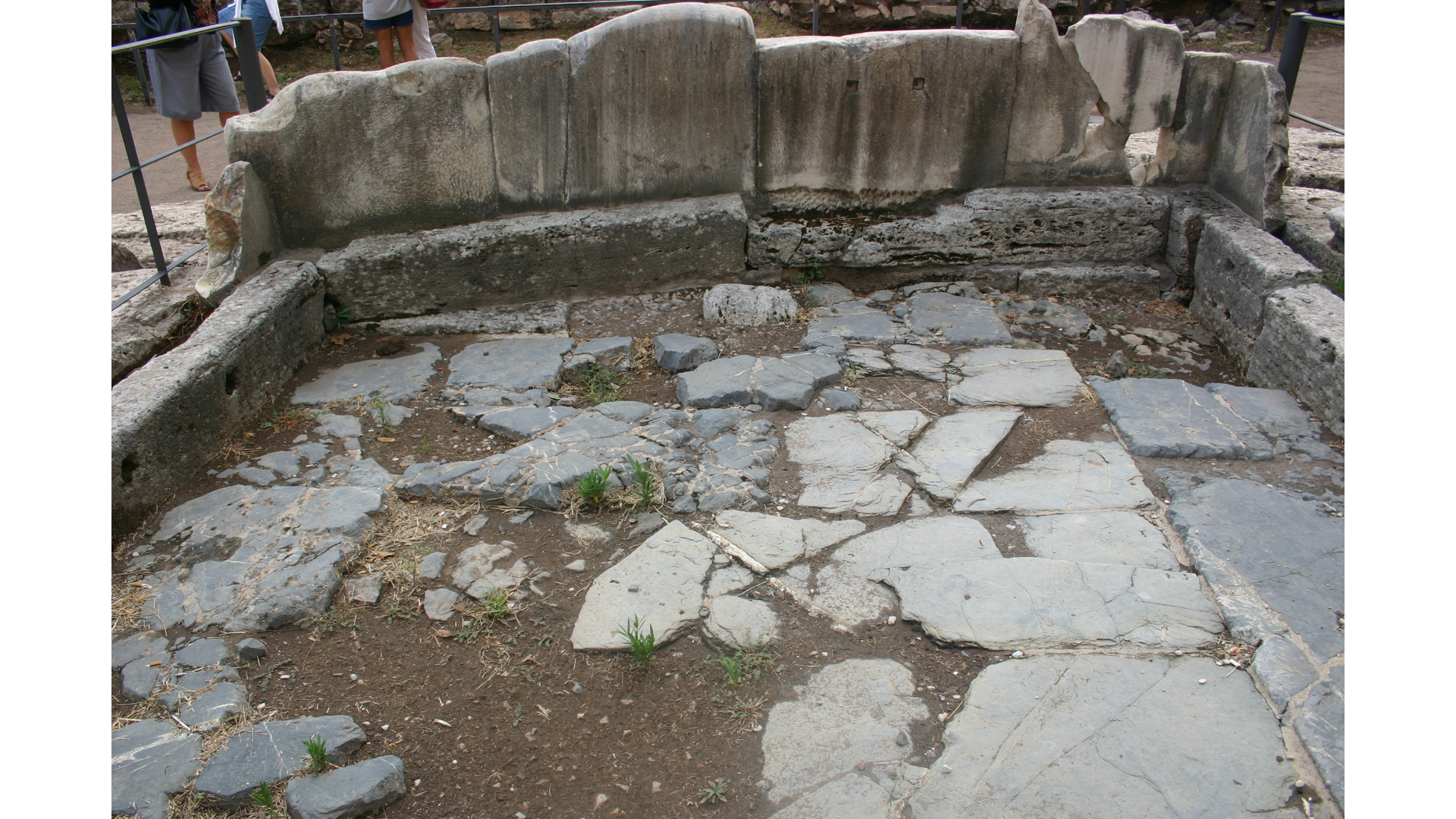 Lapis Niger : Photo prise à Rome aujourd'hui.