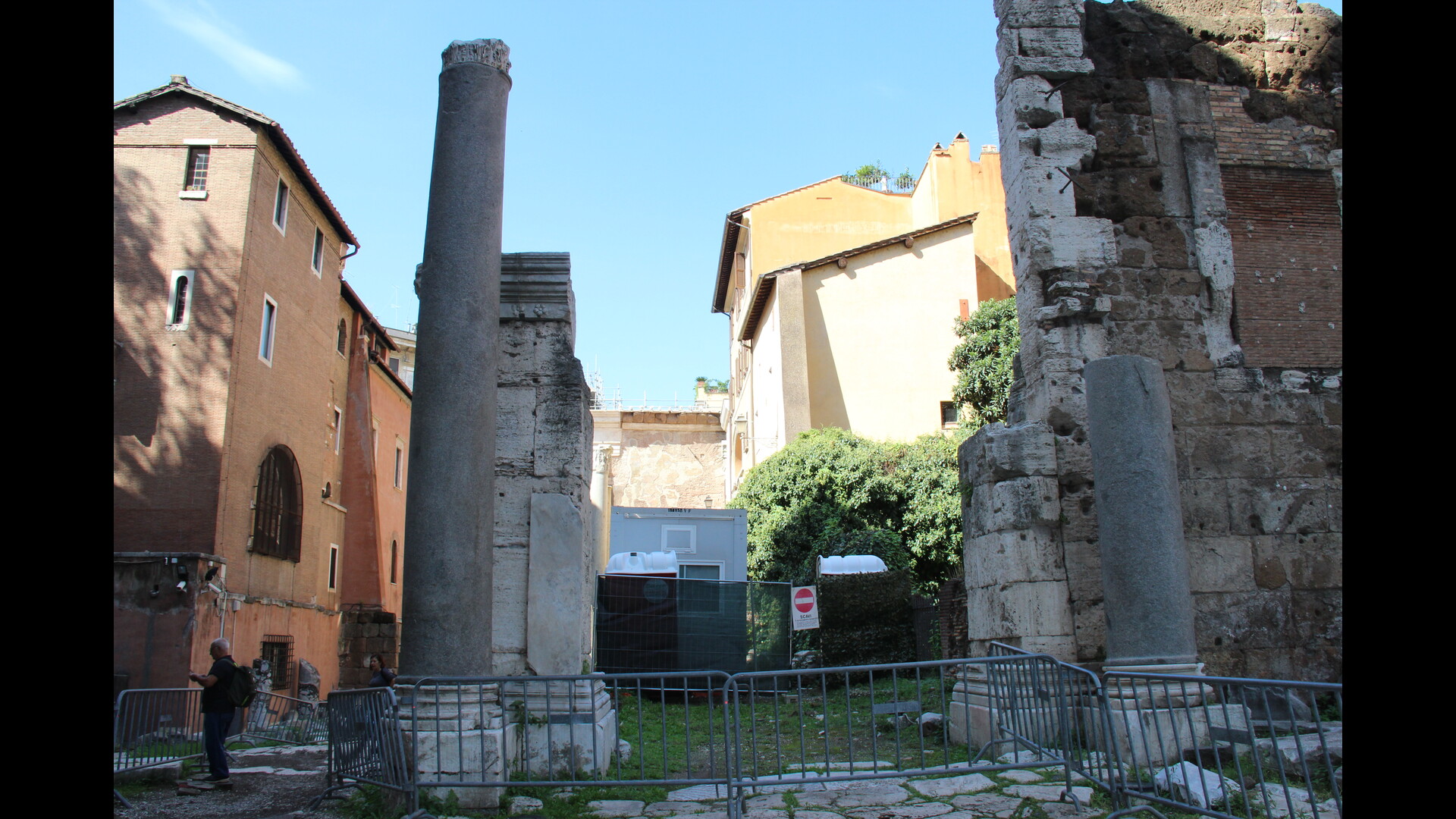 Portique d'Octavie : Photo prise à Rome aujourd'hui. Portique d’Octavie