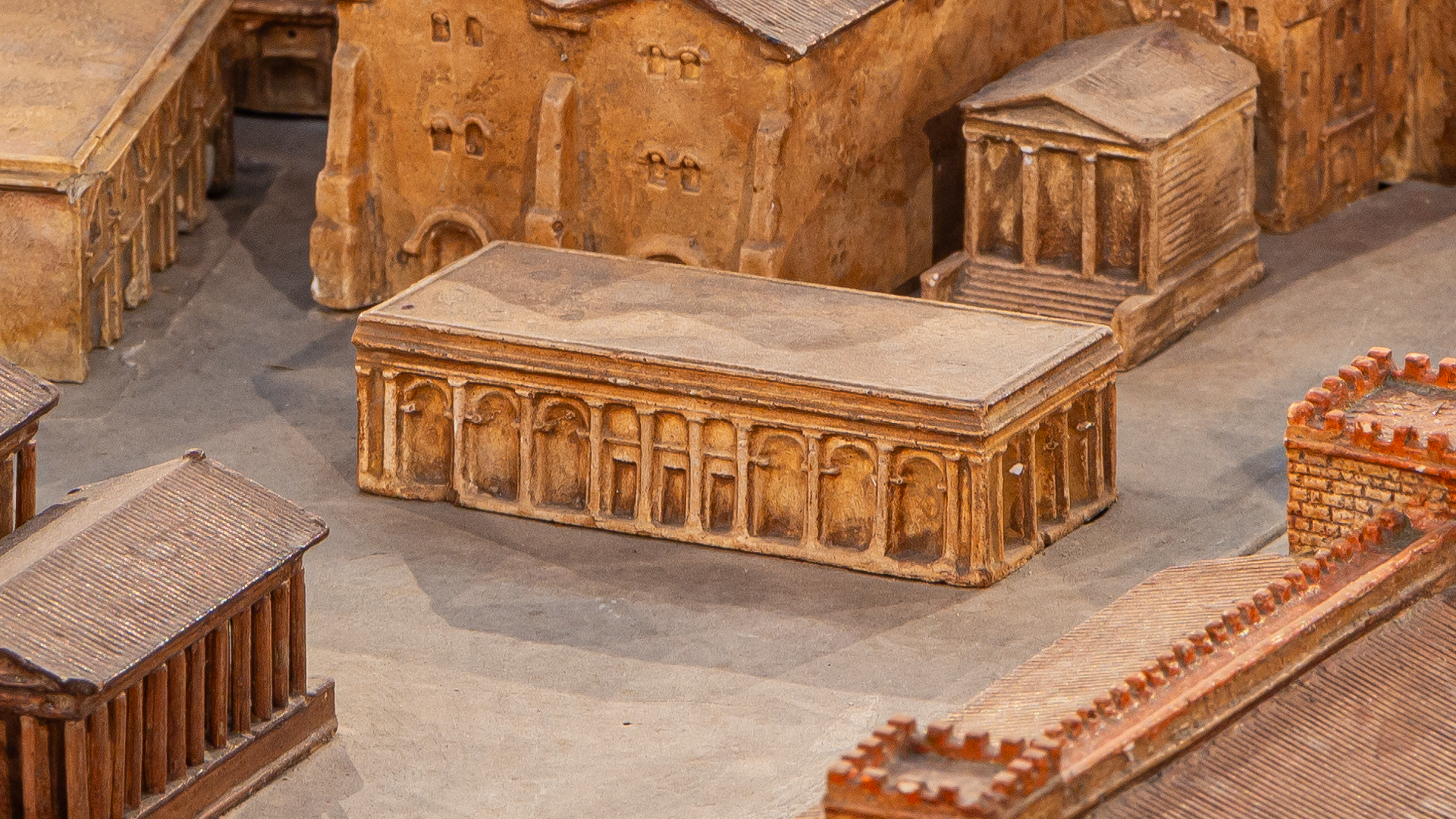 Porticus Triumphalis : Photo de la maquette réalisée par P.Bigot.