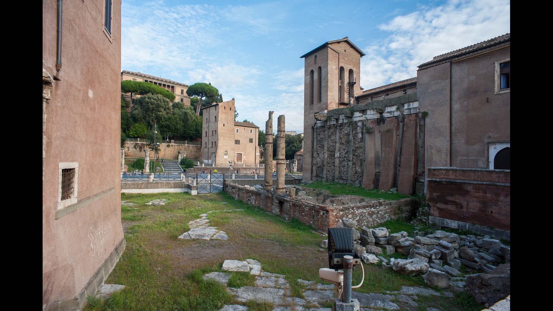 Temple de Janus (Forum Holitorium) : Photo prise à Rome aujourd'hui. Temple de Janus
