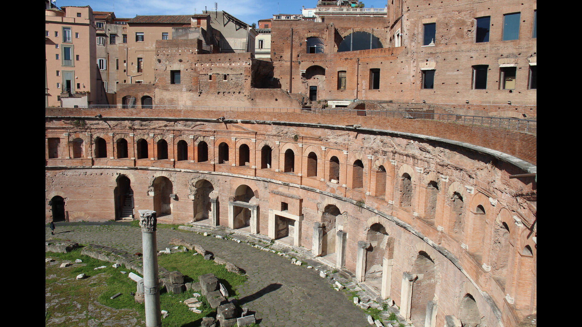 MarchesTrajan : Photo prise à Rome aujourd'hui. "Marchés" de Trajan